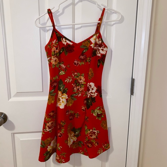 Red Floral Minidress - Picture 1 of 3